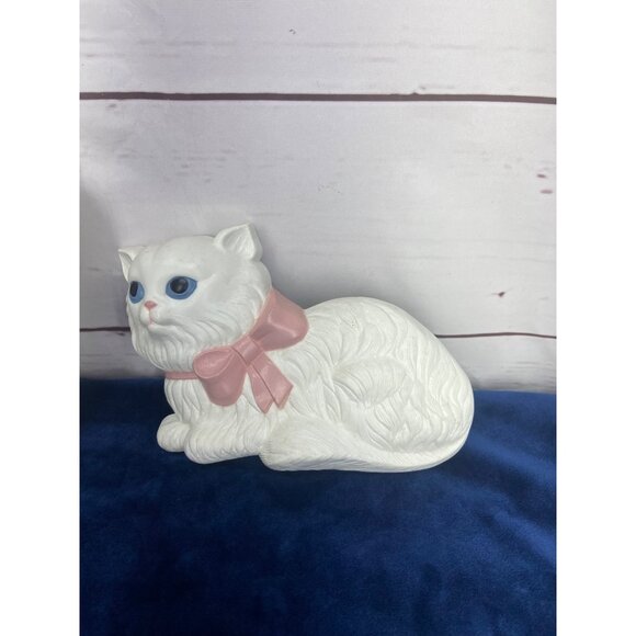 Vintage Plastic White Cat Figurines With Blue‎ & Pink Bows - Picture 7 of 9